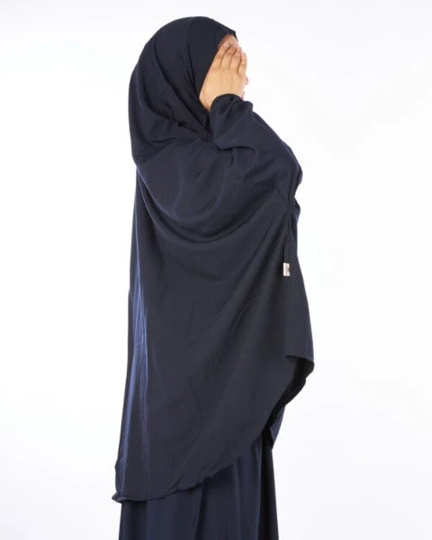 خمار بأكمام سادة