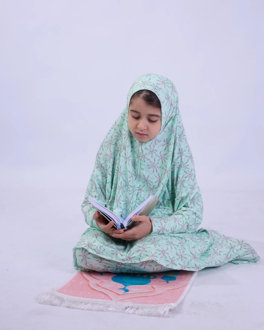 طقم صلاه اطفالي مشجر