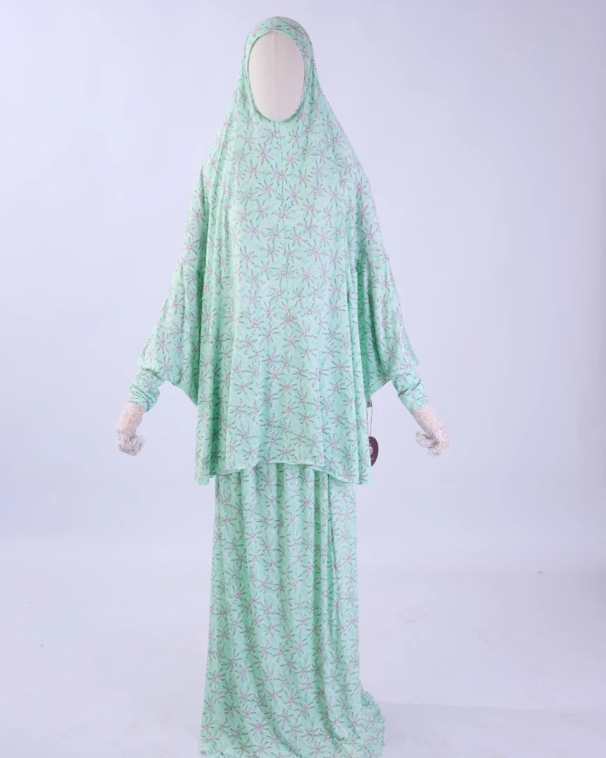 طقم صلاه حريمي مشجر